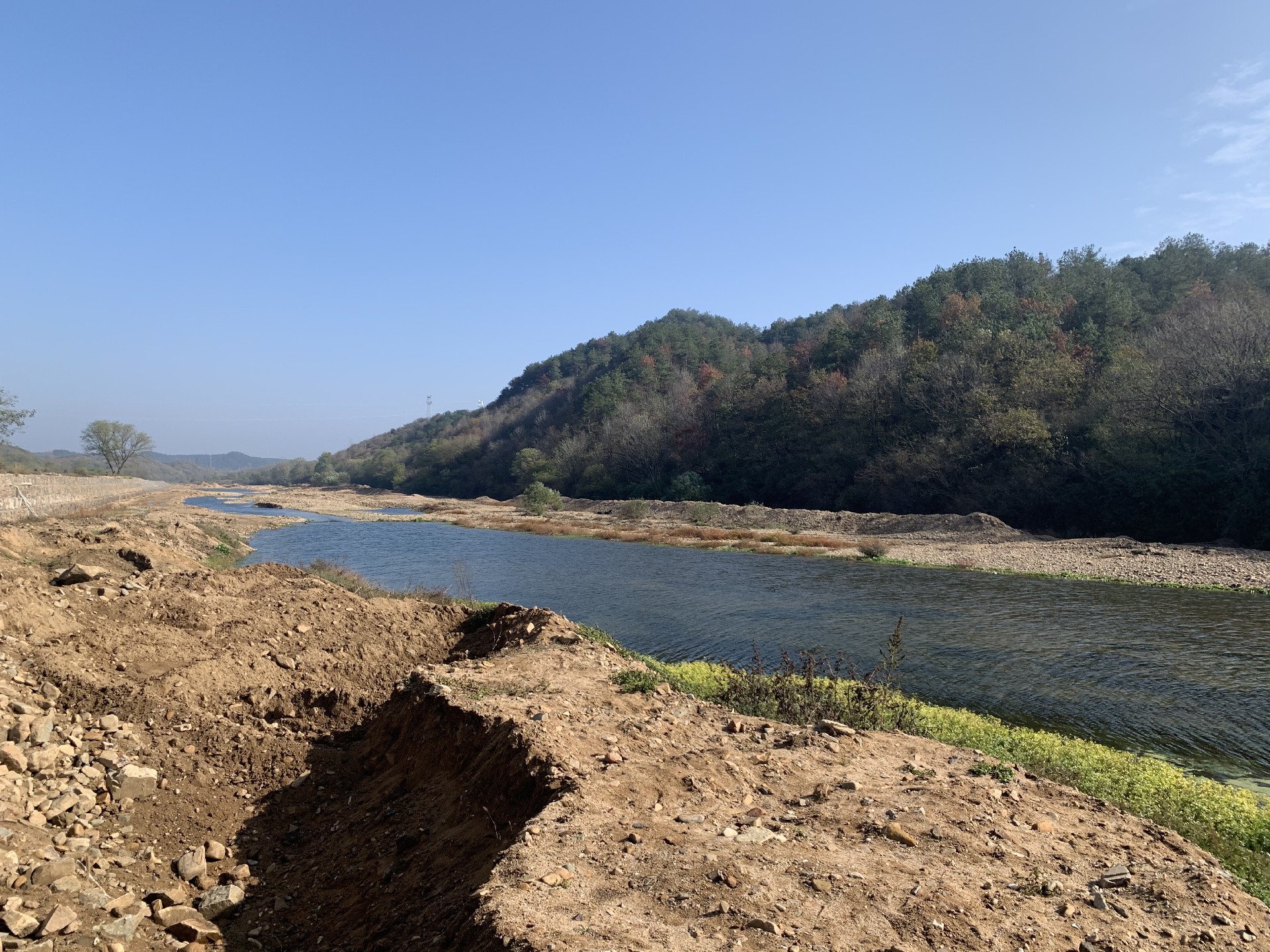 新县晏家河千斤乡附近砂石拍卖会